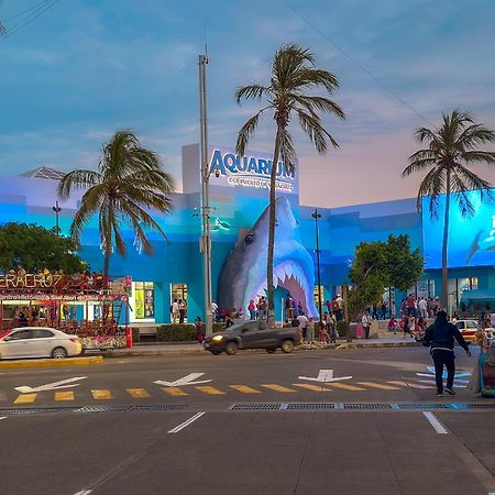 Suites Brisa Marina - Atras De Playa Regatas Y El Malecon, 6 Calles Del Acuario 韦拉克鲁斯 外观 照片