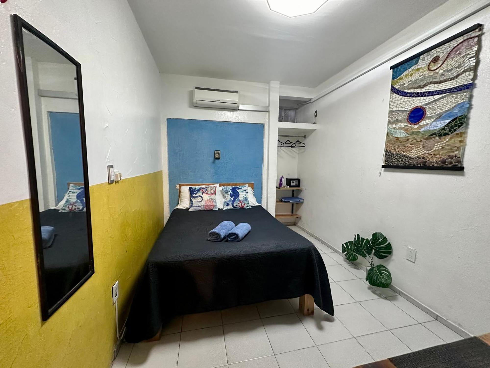 Suites Brisa Marina - Atras De Playa Regatas Y El Malecon, 6 Calles Del Acuario 韦拉克鲁斯 外观 照片