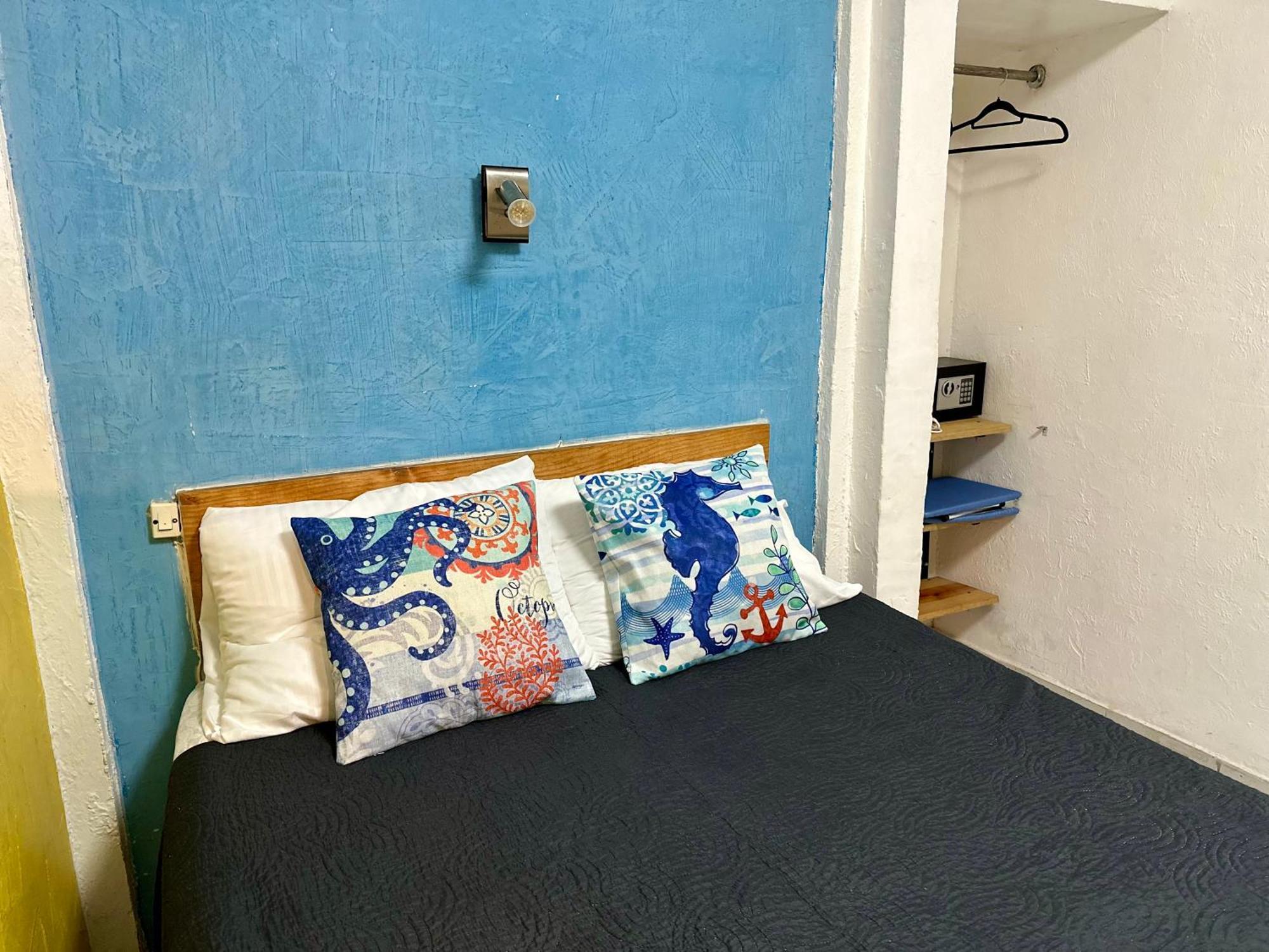 Suites Brisa Marina - Atras De Playa Regatas Y El Malecon, 6 Calles Del Acuario 韦拉克鲁斯 外观 照片