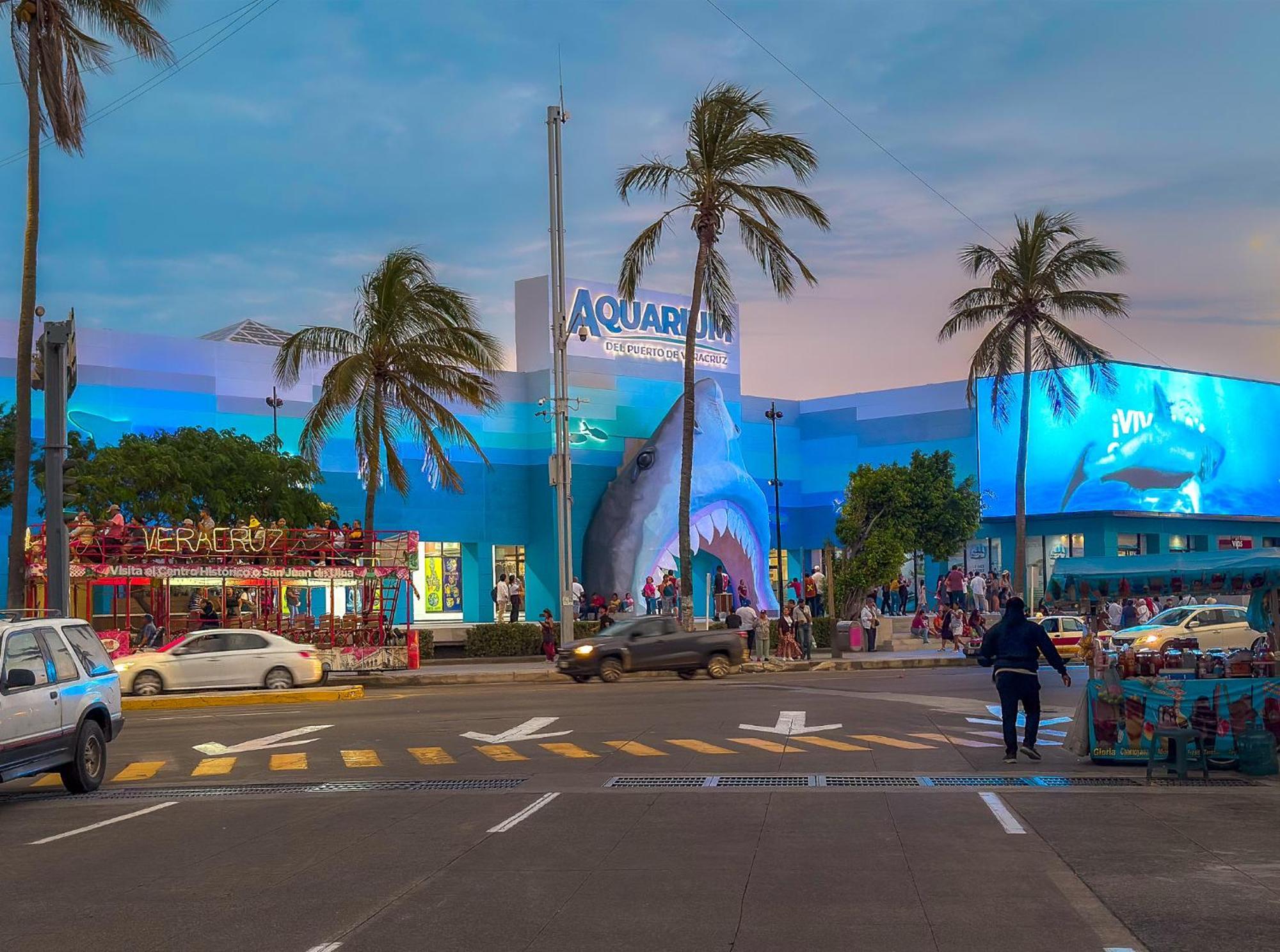 Suites Brisa Marina - Atras De Playa Regatas Y El Malecon, 6 Calles Del Acuario 韦拉克鲁斯 外观 照片